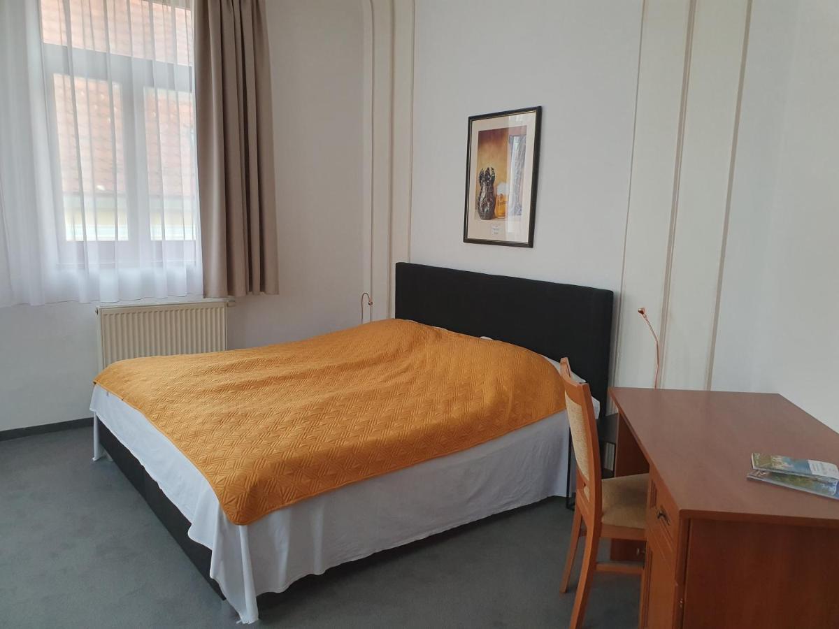 Pension U Tri Sedlaku Ceske Budejovice Exterior photo